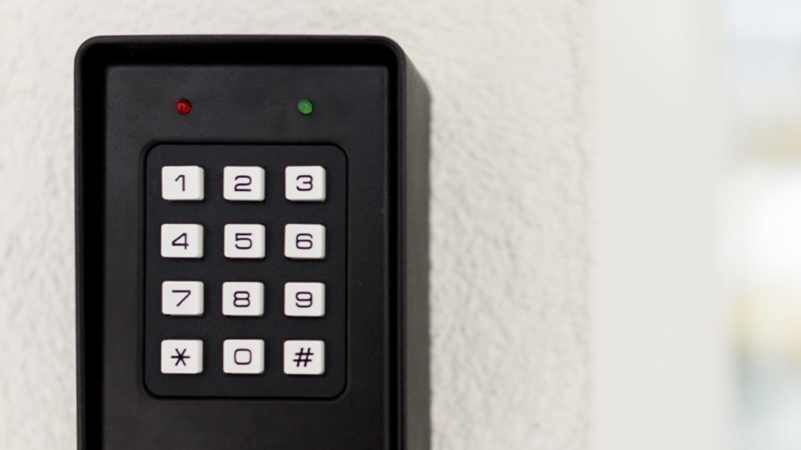 Electronic lock keypad