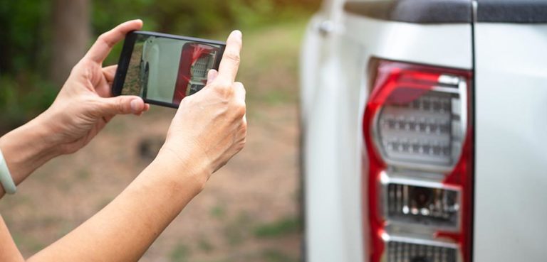 How to Take Pictures After a Car Accident